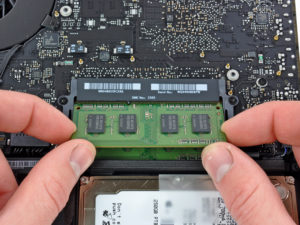 MacBook szerviz Buda: MacBook RAM bővítés